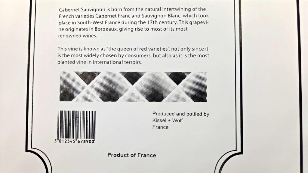 Versuchsreihe Kopierschicht Azocol Z140 mit zu dickem Schichtaufbau. Das Bild zeigt ein Detailbild der Schrift auf dem Weinetikett. Die Striche des Barcodes und einzelne Buchstaben im Text konnten nicht scharf gedruckt werden.